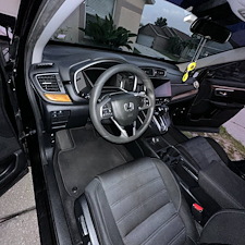 Forget-Flowers-This-Is-How-You-Surprise-Mom-SUV-Interior-Detailing-in-Orlando 11
